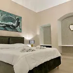 Appartement Prato In The Historic Center *
