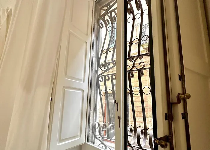 Prato In The Historic Center Apartamento